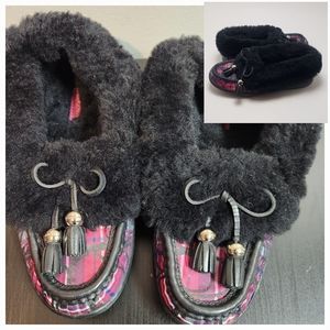 Cute Coach Fiona leather size 5 moccasins with tassels